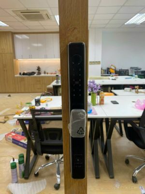 Khóa vân tay cửa nhôm, sắt Kassler KL-599I App TTlock, Remote - IMG 20240624 103239 - 7