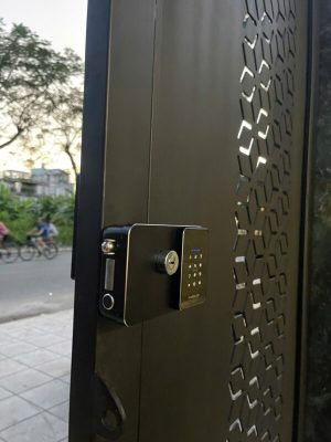 Khóa cửa cổng vân tay Kassler KL-579 CNC Silver Grey Remote - IMG 20241030 083126 - 8