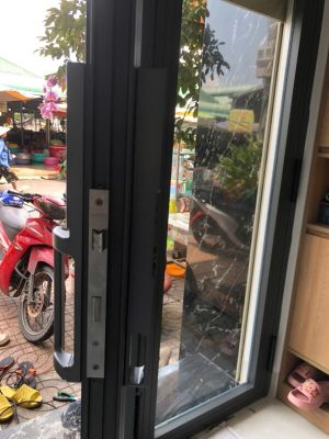 Khoá vân tay cửa nhôm Kassler KL-599 CNC 01 Grey App Tuya, Face ID 9 Khoá vân tay cửa nhôm Kassler KL-599 CNC 01 Grey App Tuya, Face ID - IMG 20250305 140415 - 9