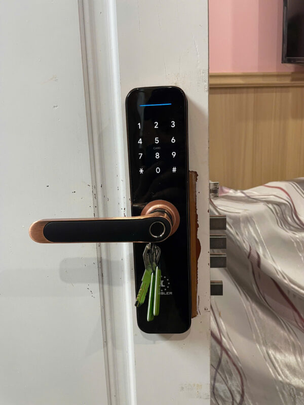 Khóa vân tay Kassler Kl-668 Bronze App Wifi, Remote 3 Khóa vân tay Kassler Kl-668 Bronze App Wifi, Remote - z6509447643595 35530cdc0a59c47970036beddeb49dfe 1 - 3