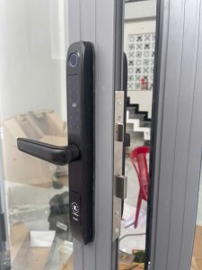 Khóa cửa nhôm Kassler KL-599 RB App Tuya 14 Khóa cửa nhôm Kassler KL-599 RB App Tuya - z6780285232144 fc2d19ec1daa8d868f1ff79d84ae4313 - 14