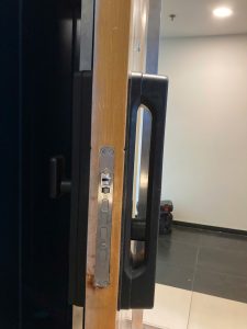 Khóa cửa thông minh Bosch FU8 PLUS-DE Black - App Wifi 10 Khóa cửa thông minh Bosch FU8 PLUS-DE Black - App Wifi - z6883367404010 c899c0b2f5ce5a8bd107648ef98d884c - 10