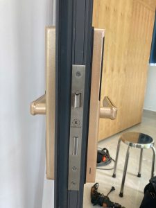 Khóa vân tay Kassler KL-599LX Champagne Gold - App wifi, Remote 14 Khóa vân tay Kassler KL-599LX Champagne Gold - App wifi, Remote - z6922857054766 13ed78907b84f88d369fc9231dada56d 1 - 14