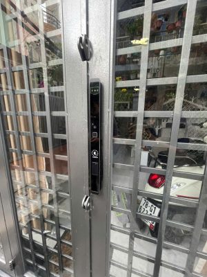 Khoá vân tay cửa nhôm Kassler KL-599 VS App Tuya, Face ID - z6933765601295 67dc77035c177d9096fe2f1033a7763e - 7