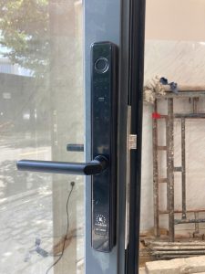 Khoá vân tay cửa nhôm Kassler KL-599IB App TTlock, Remote - z7068951736969 693e826105838a24d80624af5d486d03 - 14