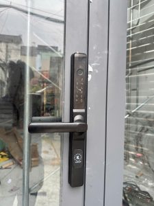 Khóa cửa nhôm vân tay Kassler KL-68 BL Remote - z7147039213273 becfea99eb2685abf45dbfb1ceb6eaba - 13