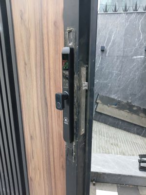 Khóa cửa nhôm Kassler KL-599TN Plus Black App TTlock, Remote - z7236542838886 353d8b330aadb614b628867f940f8919 - 8