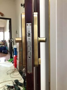 Khóa vân tay Kassler Kl-668 Gold App Wifi, Remote 15 Khóa vân tay Kassler Kl-668 Gold App Wifi, Remote - z7271175954217 45721a4ce63a3c8d2e1eceb08e4edf55 - 15