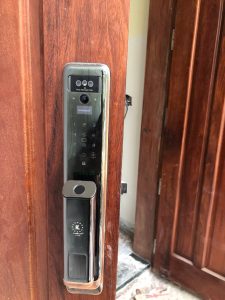 Khóa cửa vân tay Kassler KL-838 Red Bronze App Xhome, Face ID - z7298064920598 646861cac12997411a8e5d149f0c0d46 - 14