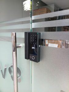 Khóa điện tử cửa kính Kassler KL-569 - z7360573633690 415fa491c54dd18f208a6fd14b0b9fd5 - 13